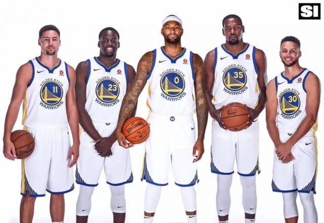 西雅图水手队王牌投手卡斯蒂略在 2023 赛季展现顶级压制力