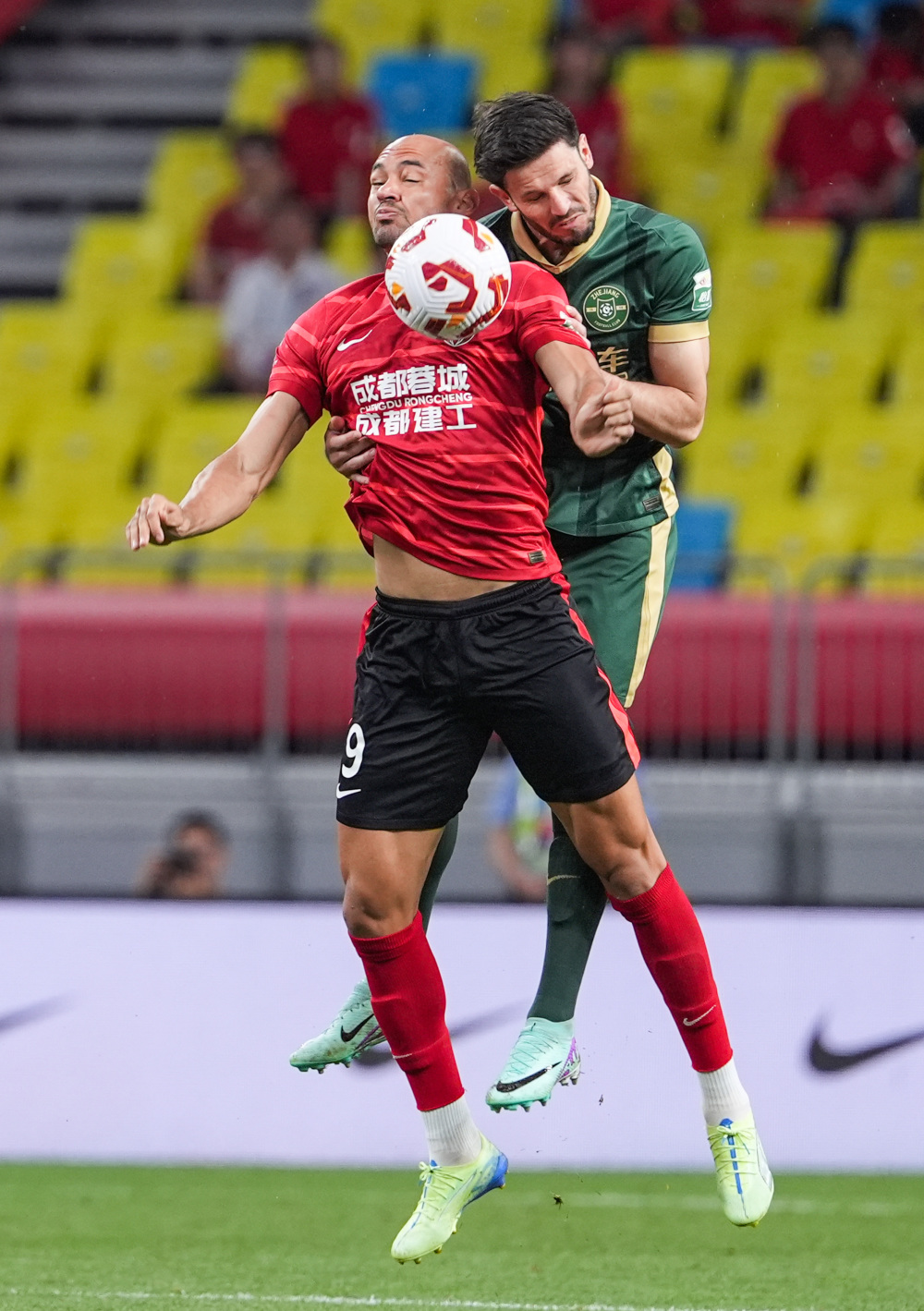 篮球篮网双核合砍70分，强势带队赢球