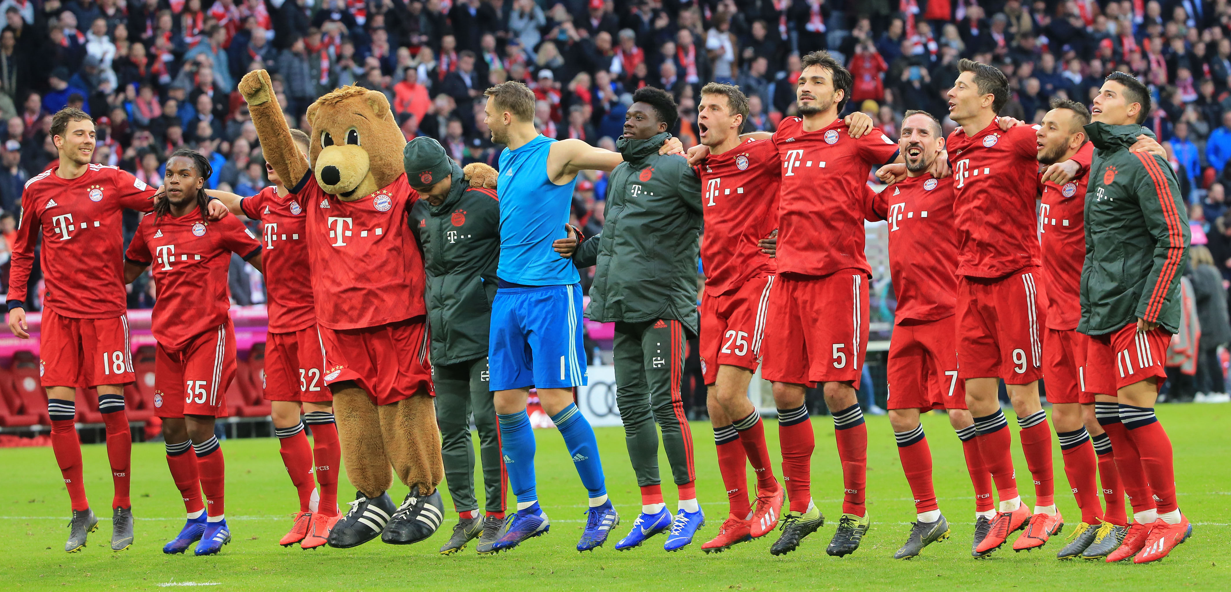 非洲杯-B·图雷绝杀 科特迪瓦3-2加蓬小组第一