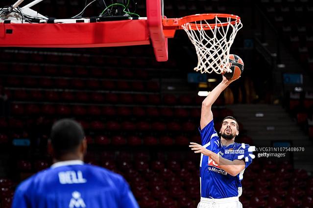 从13连败到3连胜，西亚卡姆21+8+6建功，步行者98-96复仇绿军告别垫底