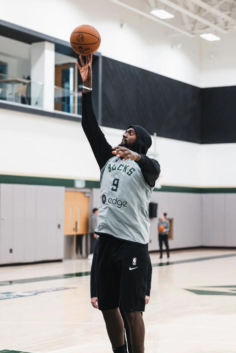 曾率美国夺奥运6连冠 女篮传奇陶乐西退役