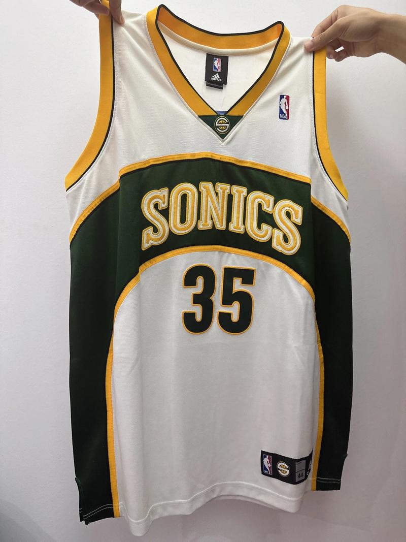 记者：450万+奖金已不足以续约伊尔迪兹；尤文对球员估价上亿