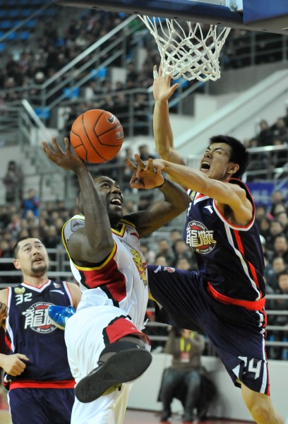 伦敦奥运马术冠军与爱马同日安乐死：二十载相伴书写辉煌传奇